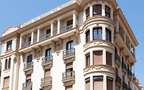 Betis Suites-La Campana